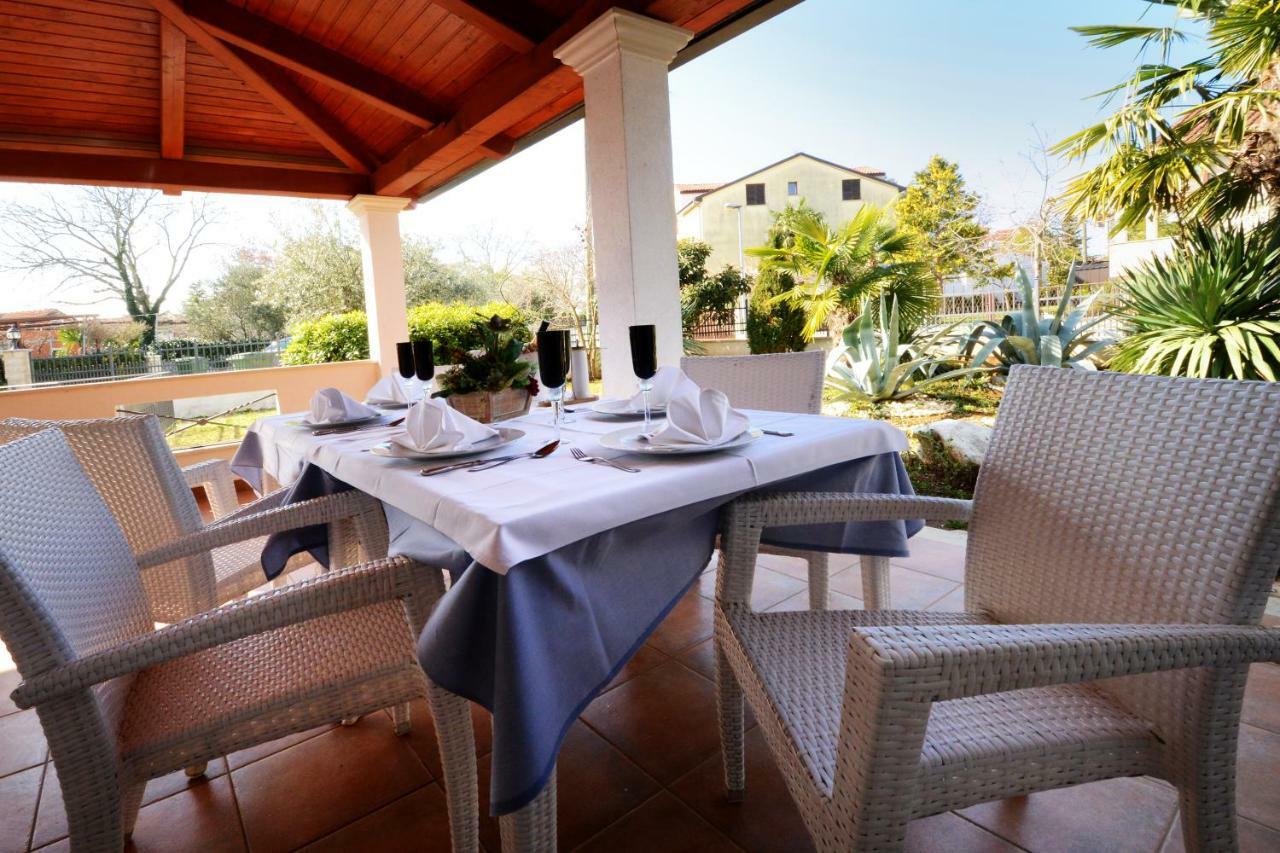 Villa Zare Пореч Экстерьер фото