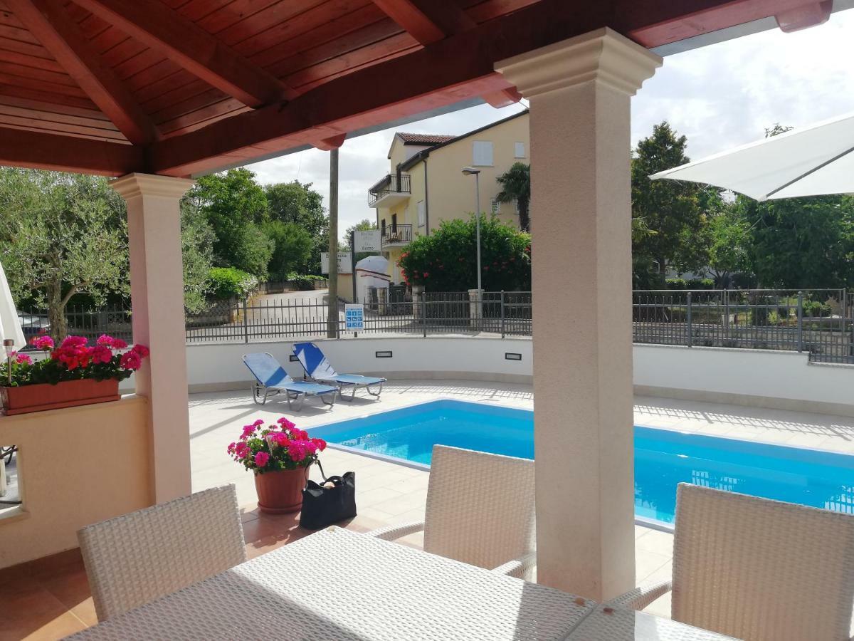 Villa Zare Пореч Экстерьер фото